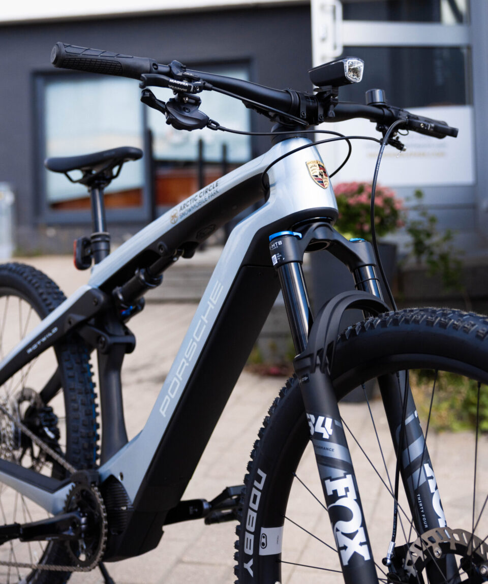 0001 20250729 E-Mountain bikes Canon R5 _B2A5463 Low Res