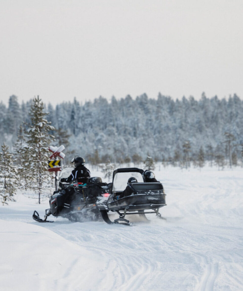 0051 20230221 Luxury Action SMP Snowmobile Ice Fishing Canon R5 3B2A7492 Web Res