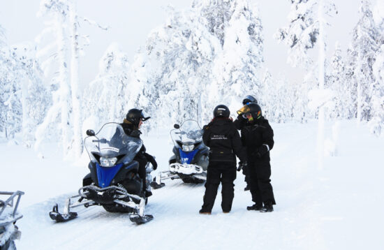 1-Hour Snowmobile Safari