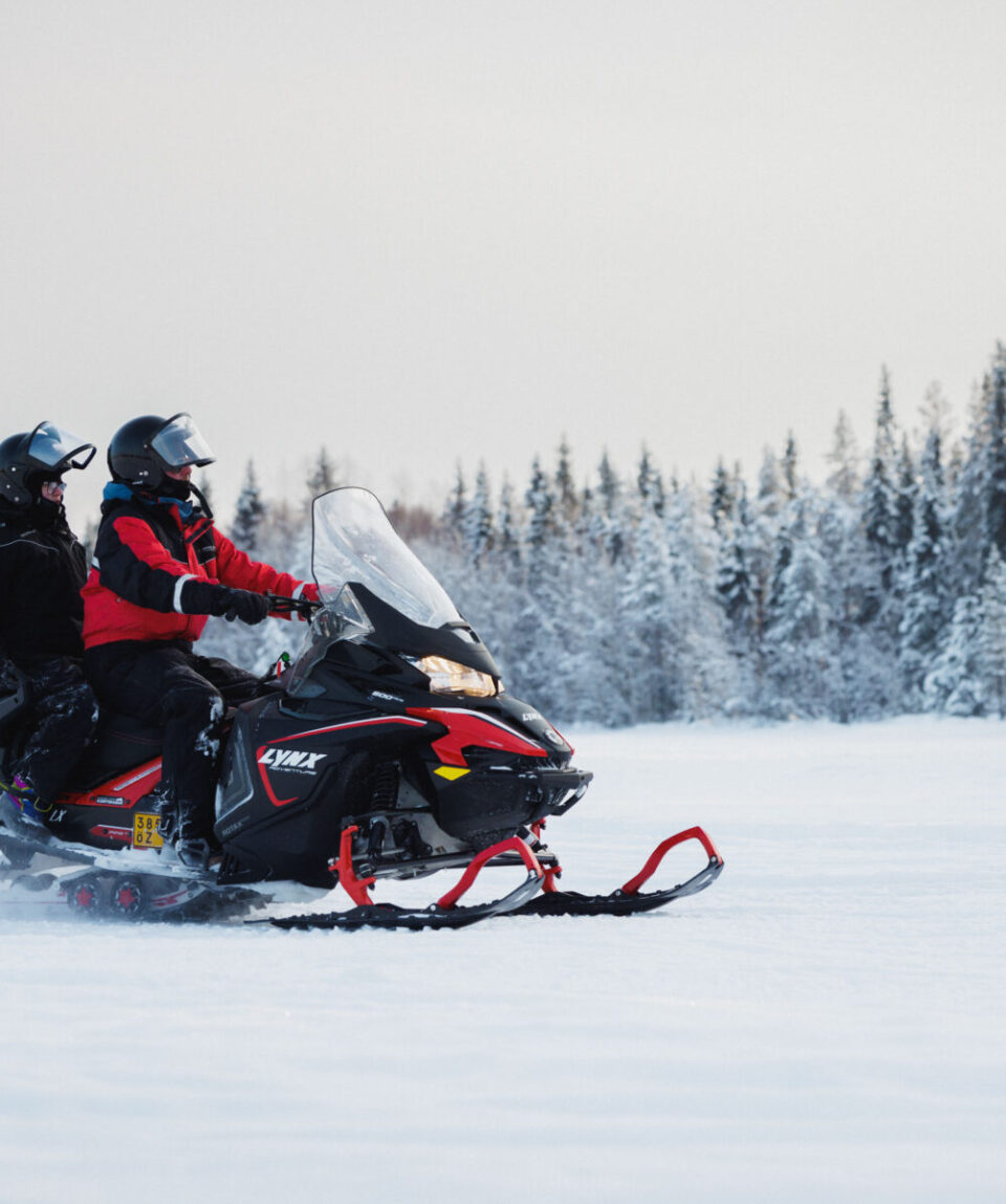 1-Snowmobile-Safari-Rovaniemi3