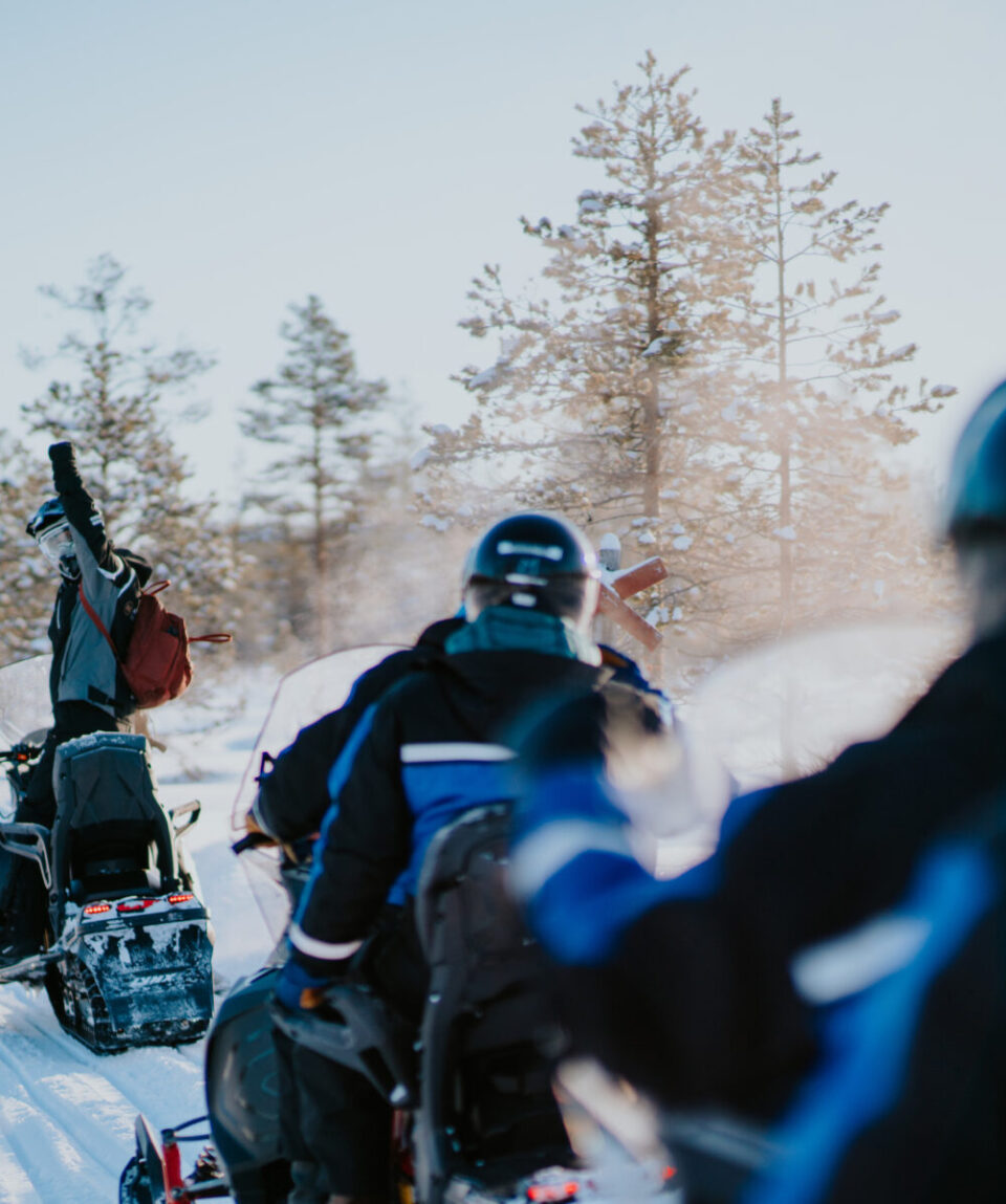 3-Hour-Snowmobiling-4