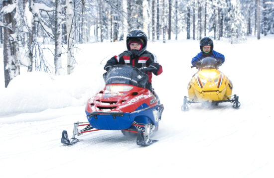 Mini Snowmobiling In Levi