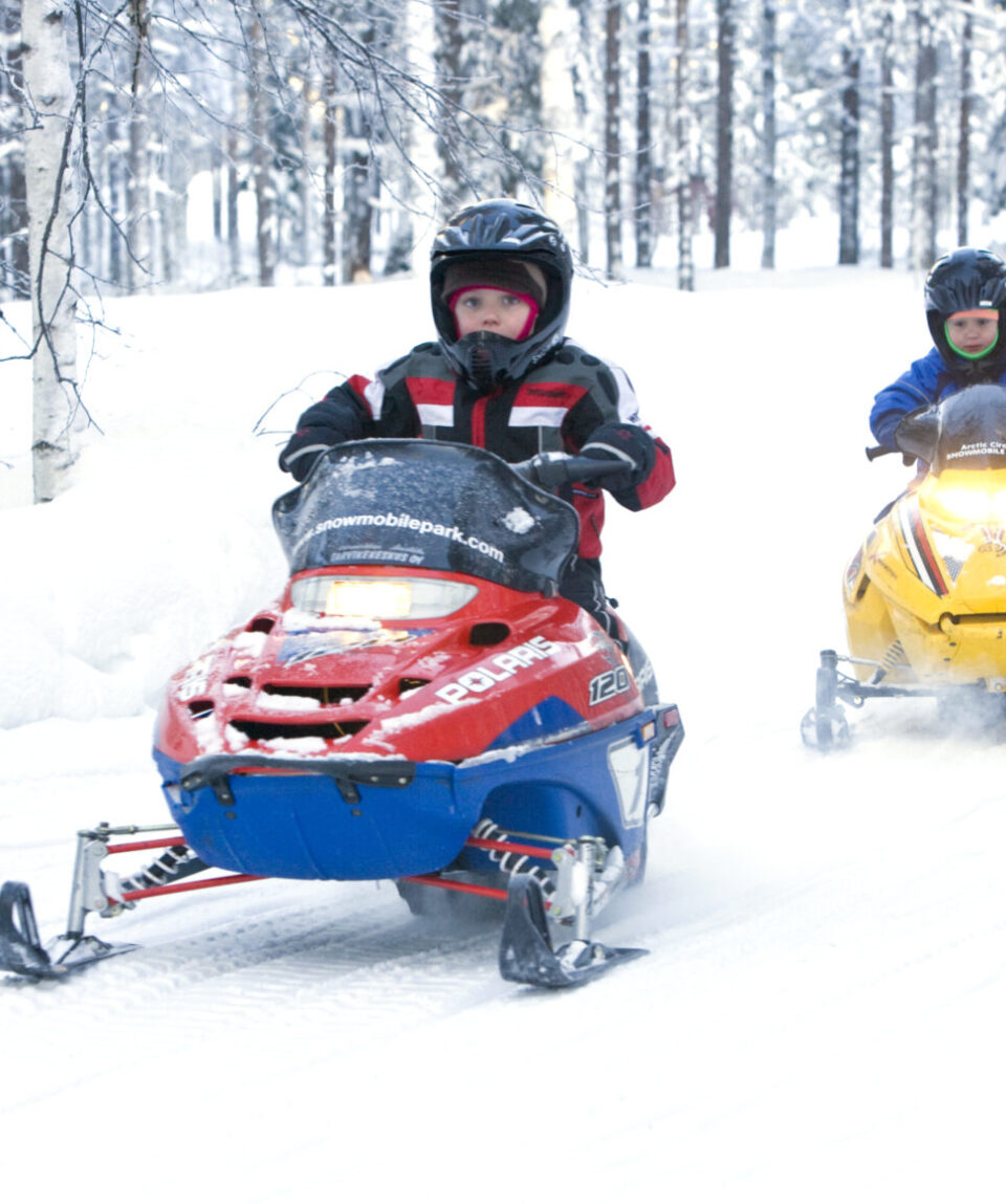 Mini Snowmobiling In Levi