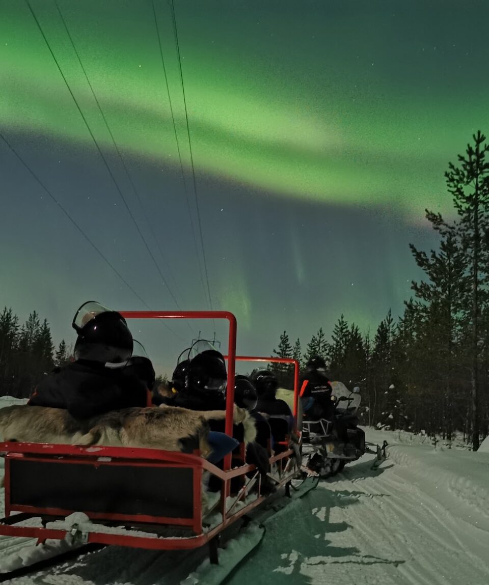 Northern-Lights-Sledge-Ride-6