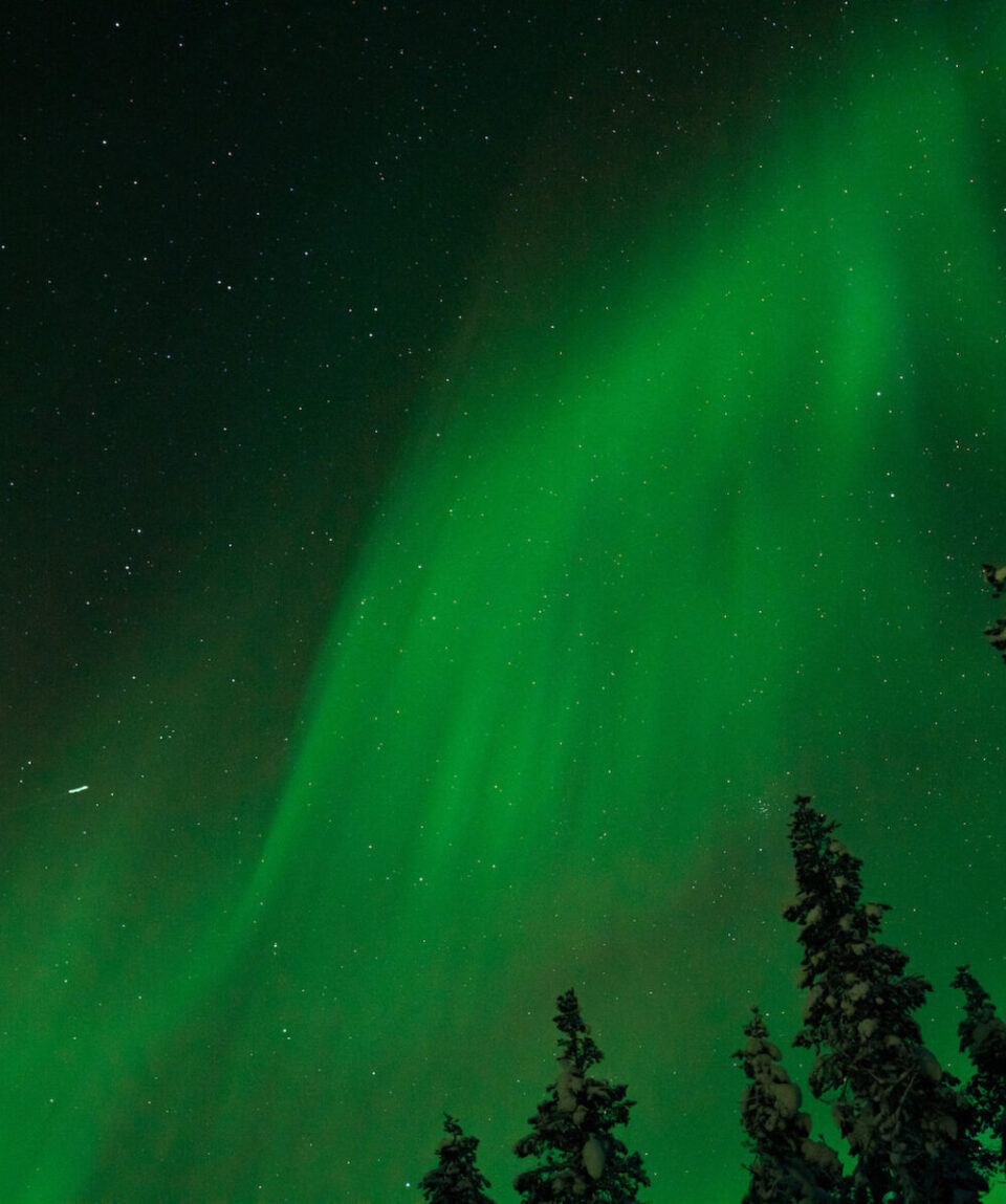 Northern-Lights-Snowmobile-Levi1